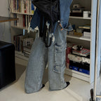 Retro ripped multi pocket loose silhouette jeans