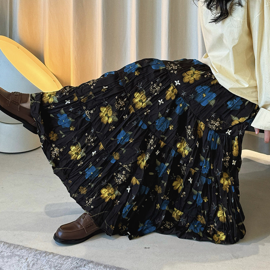 Retro elastic waist printed pleated A-line maxi skirt