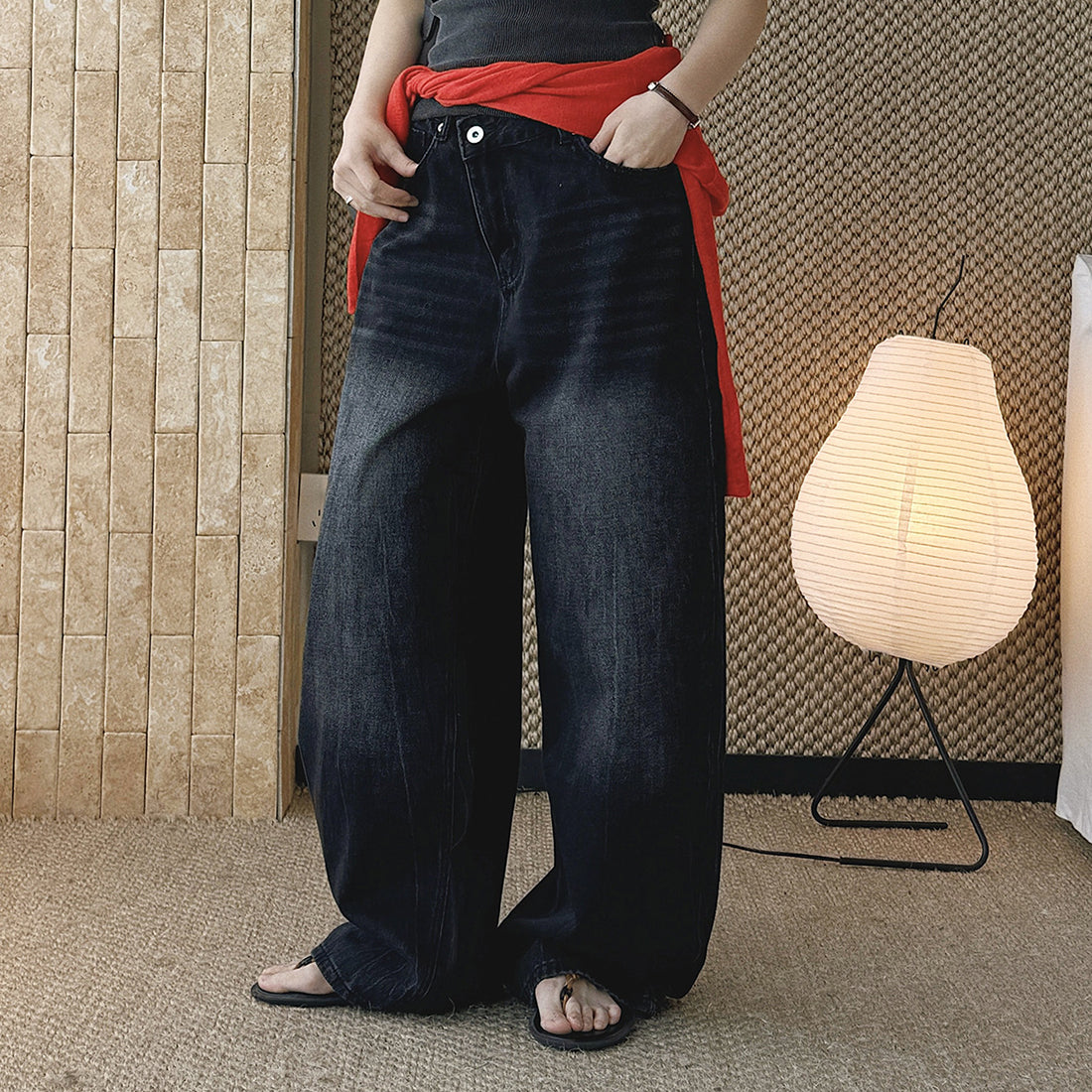 High waist denim jeans, wide leg loose fit, vintage wash