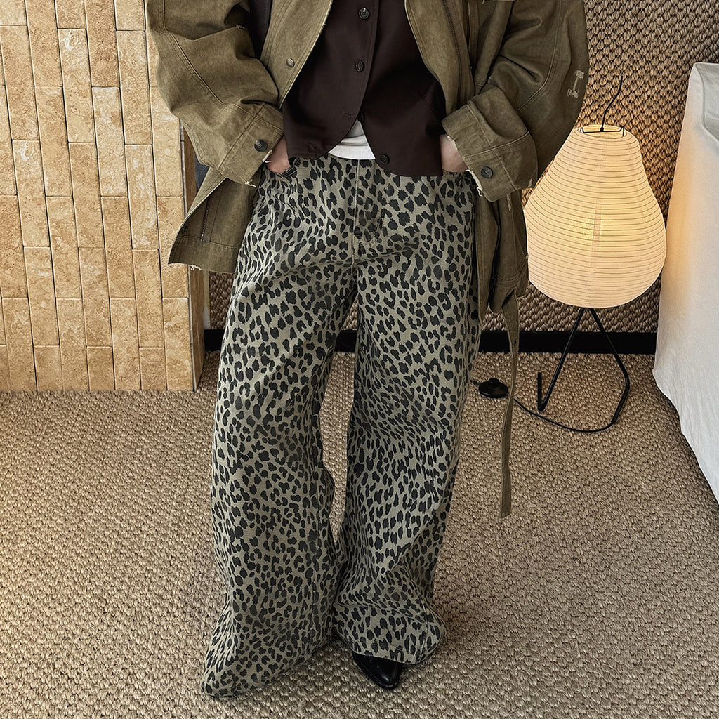 Retro contrasting leopard print loose jeans