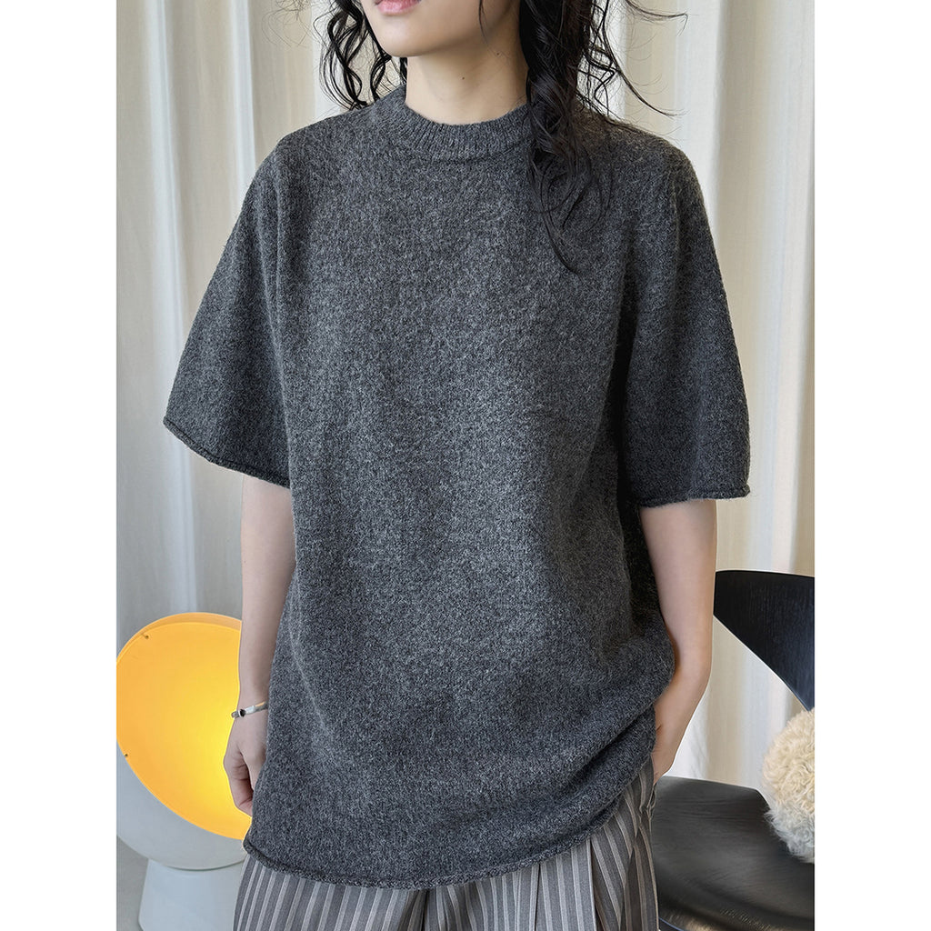 Round neck knitted slightly curled edge sweater short sleeved top