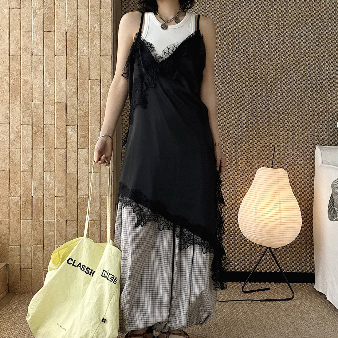 V-neck lace slimming base strap asymmetrical hem top