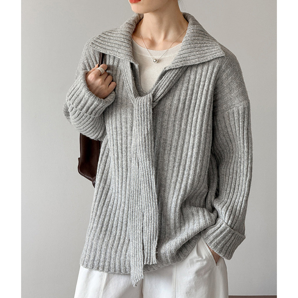 Flip collar knitted lazy V-neck sweater with belt