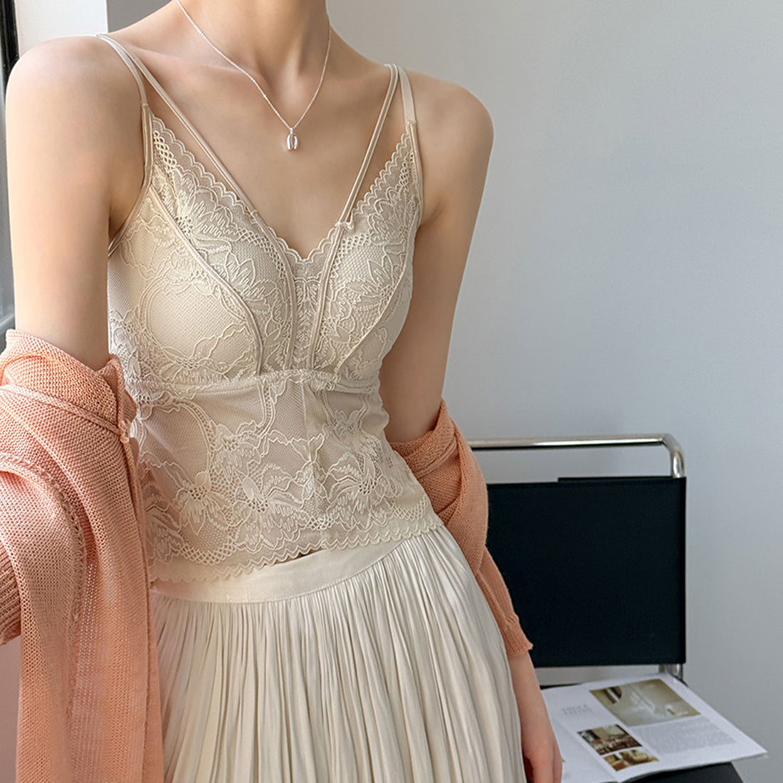Women’s Lace Corset Camisole with Built-in Bra