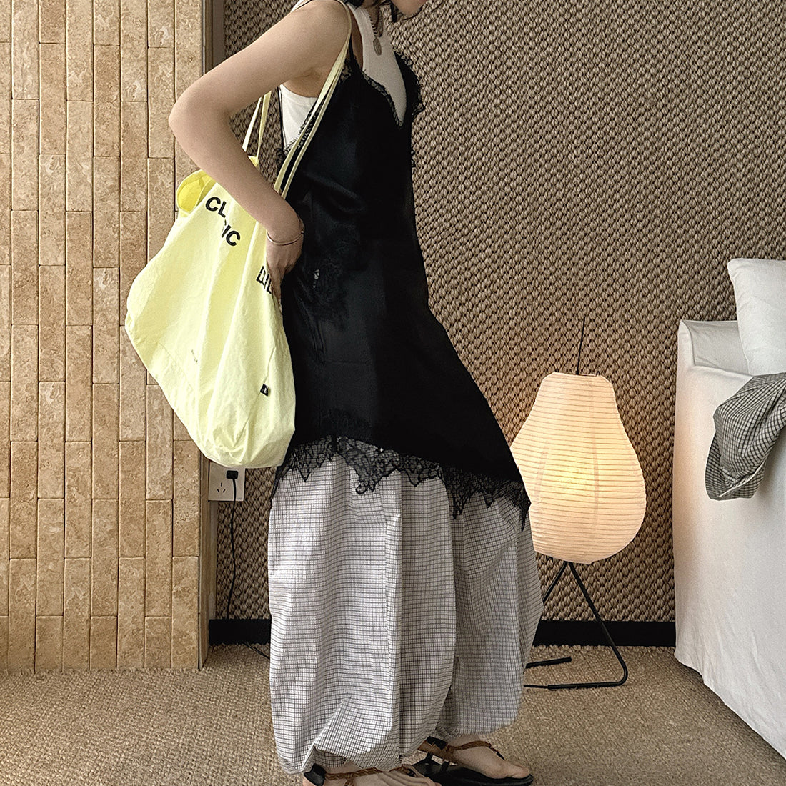 V-neck lace slimming base strap asymmetrical hem top