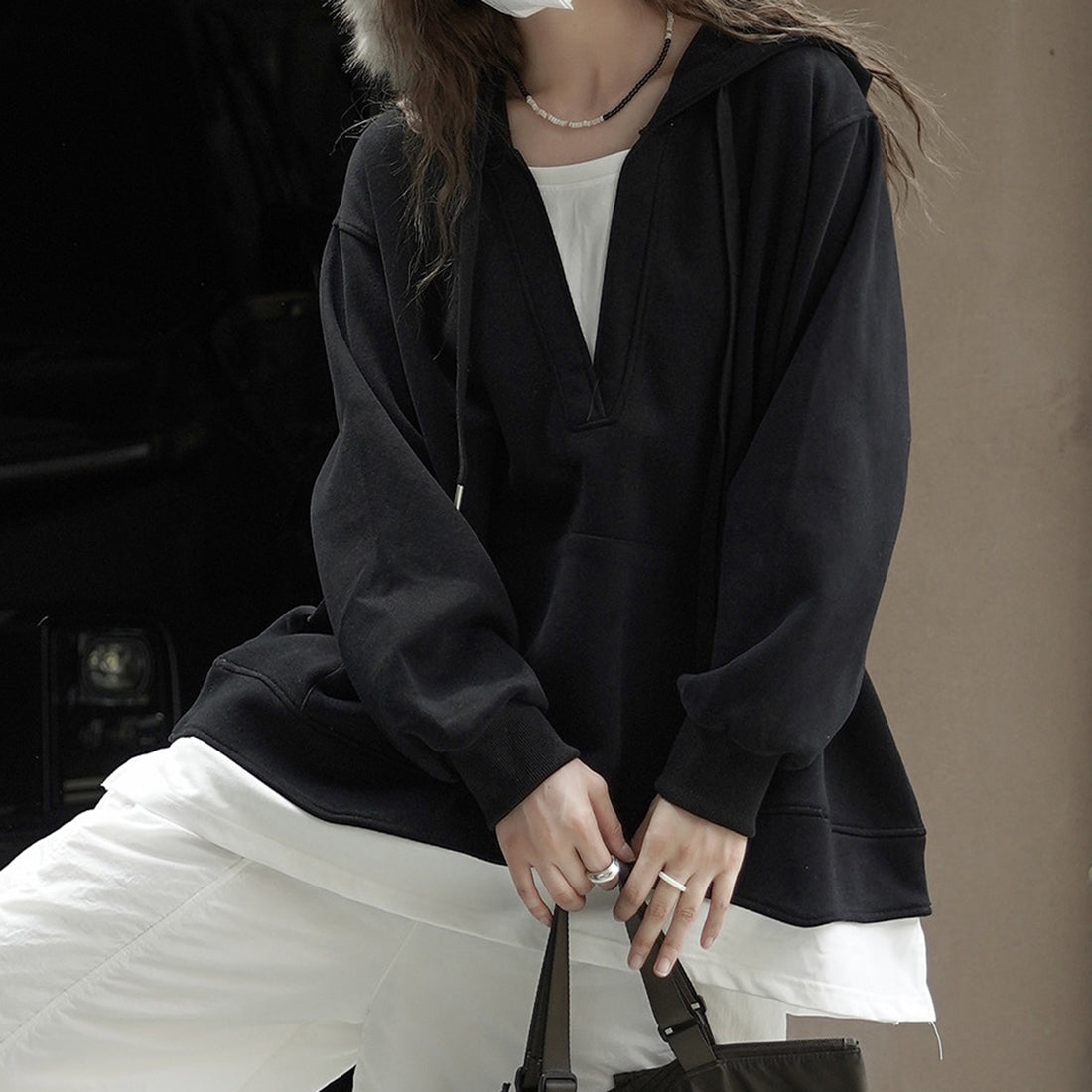 V-neck fake two-piece spliced loose hooded sweatshirt