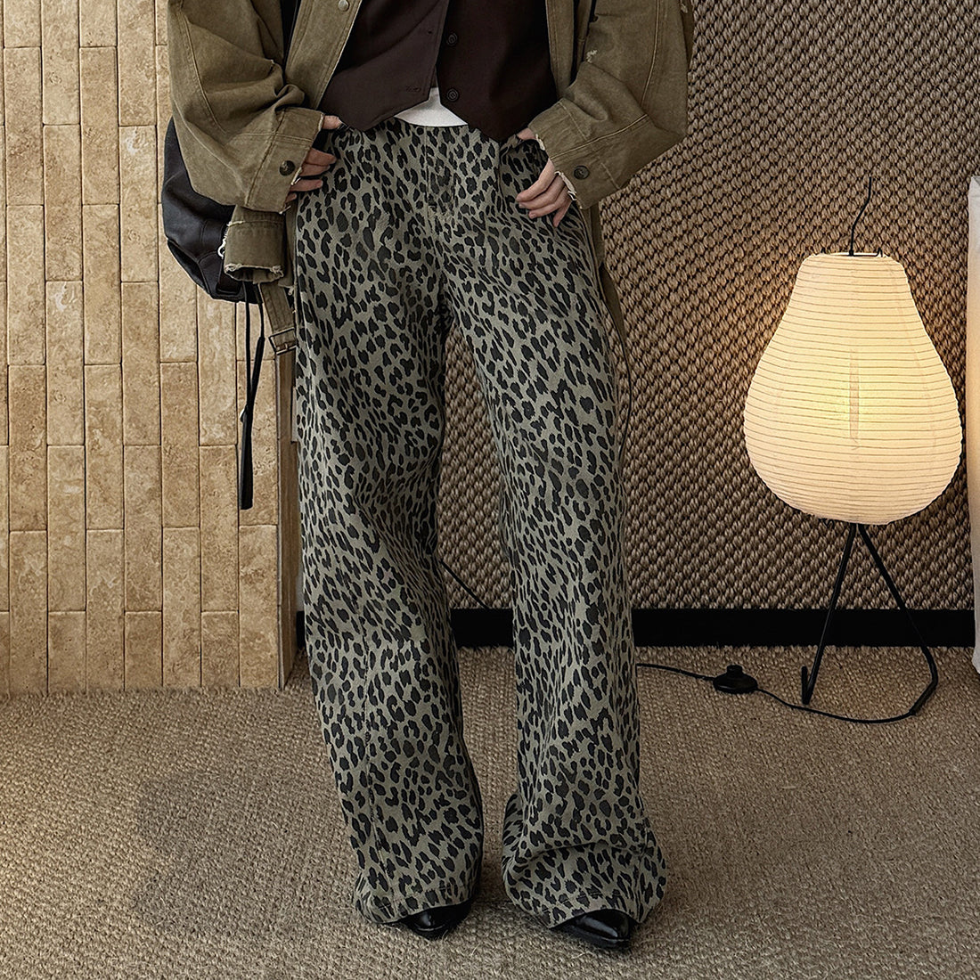 Retro contrasting leopard print loose jeans
