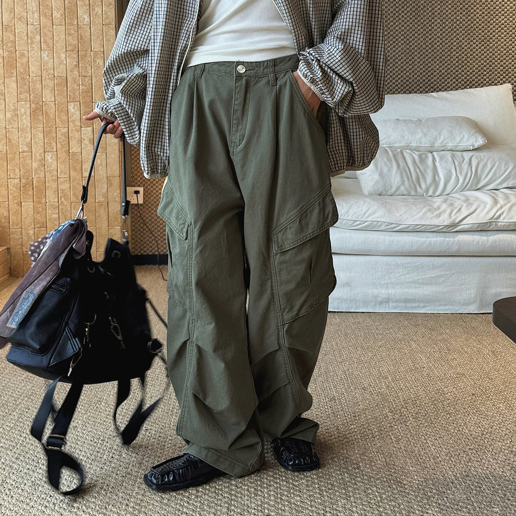 Pleated straight leg large pocket loose denim cargo pants