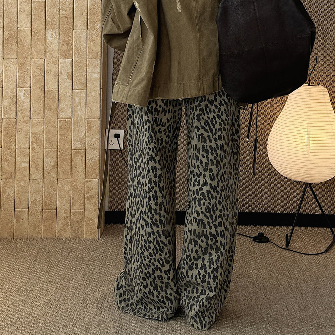 Retro contrasting leopard print loose jeans