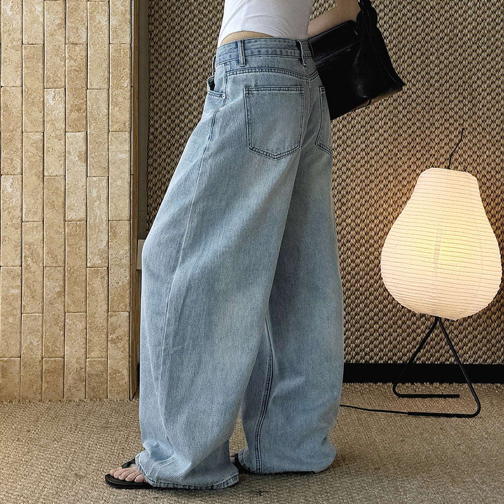 High waist washed wide leg jeans with vintage faded finish