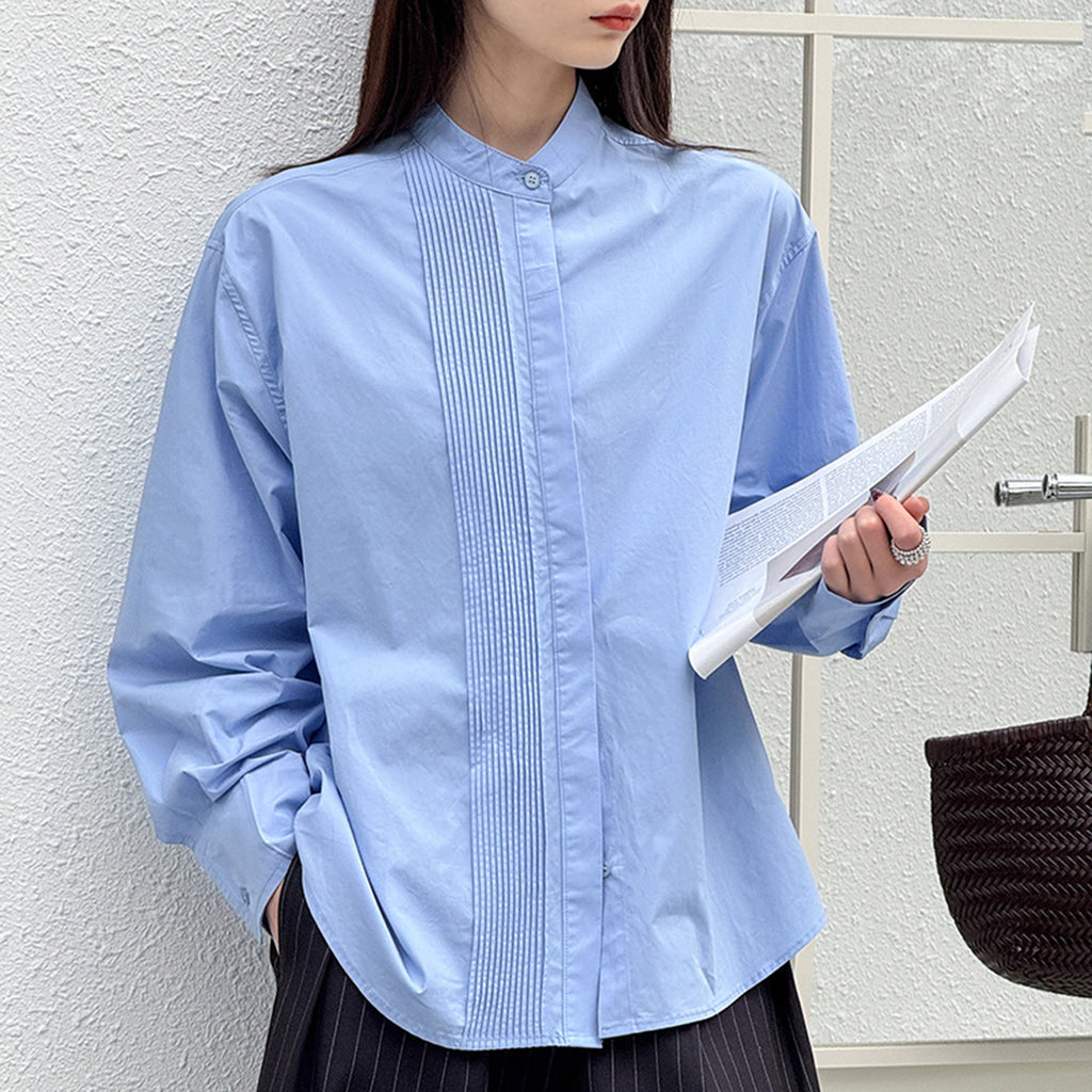 Wrinkled round neck long sleeved shirt