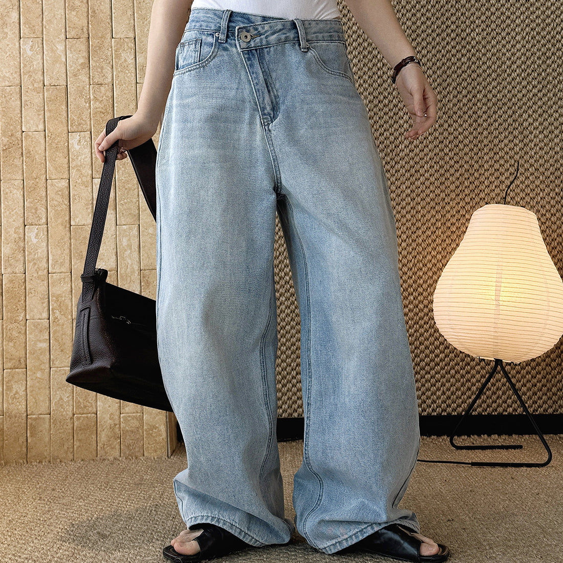 High waist denim jeans, wide leg loose fit, vintage wash