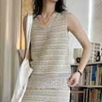 Women’s Sleeveless Openwork Knit Tank Top with Textured Hem