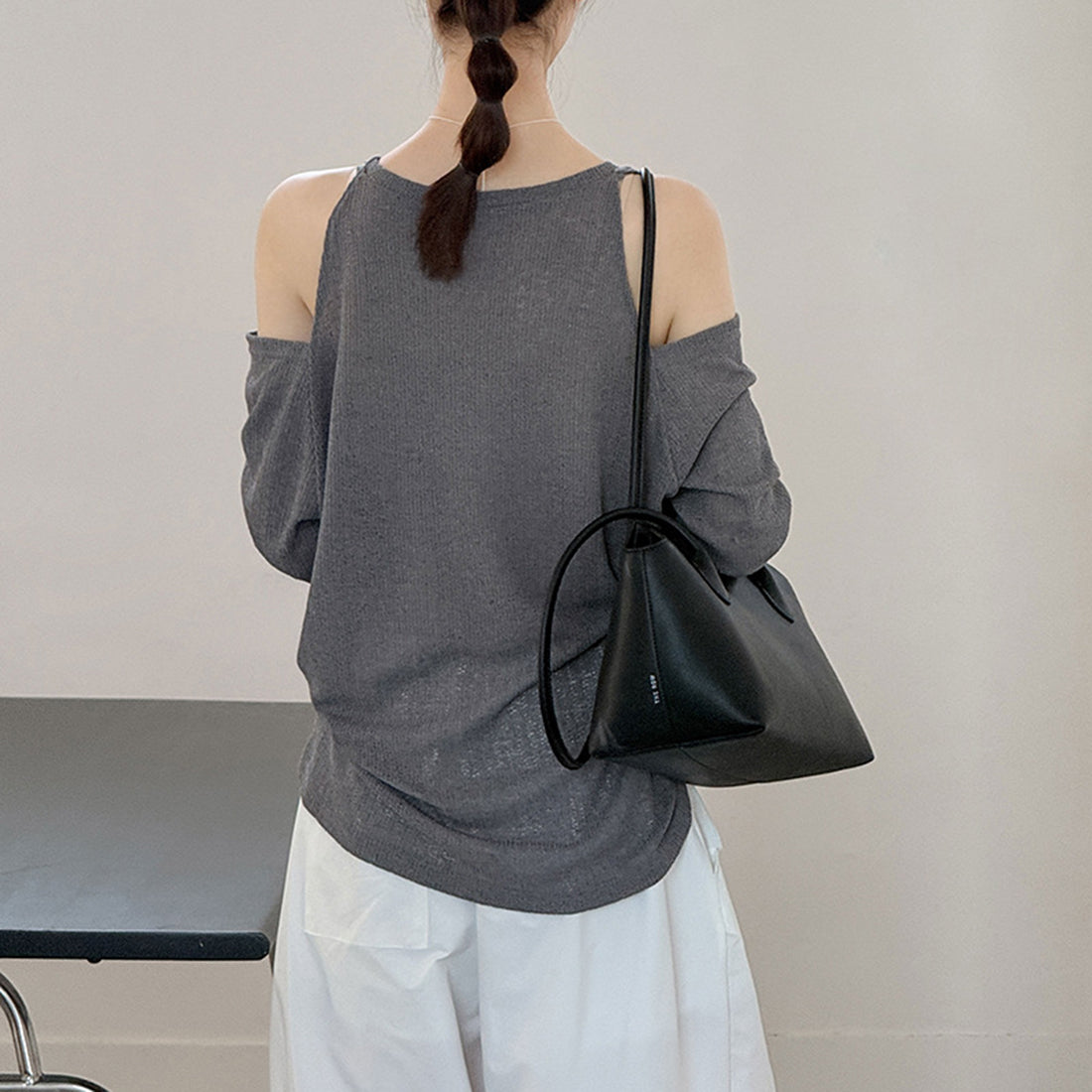 Women’s Off-Shoulder Knit Long-Sleeve Top