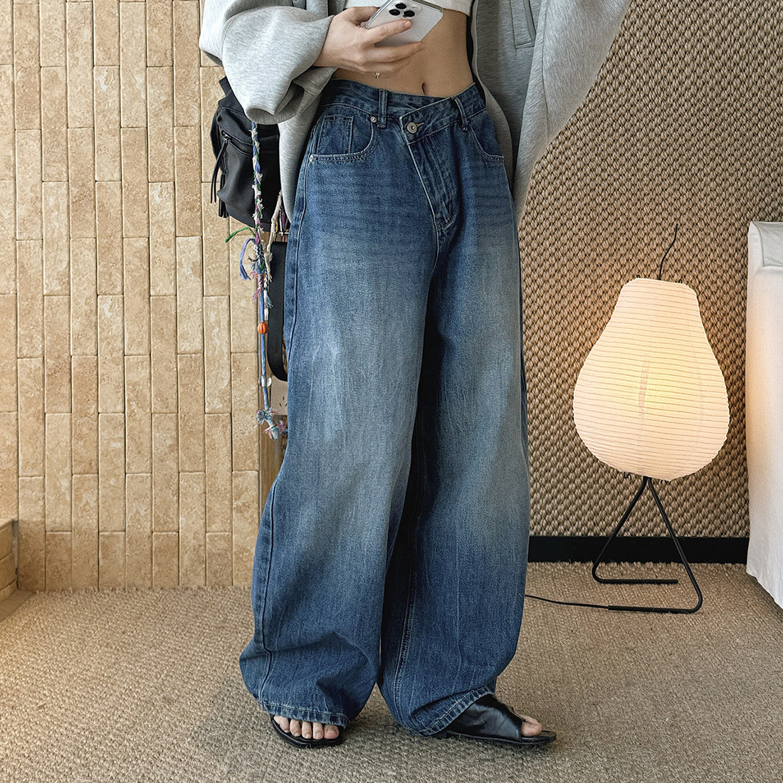 High waist washed wide leg jeans with vintage faded finish