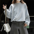 Round neck hem pleated long sleeved top sweatshirt