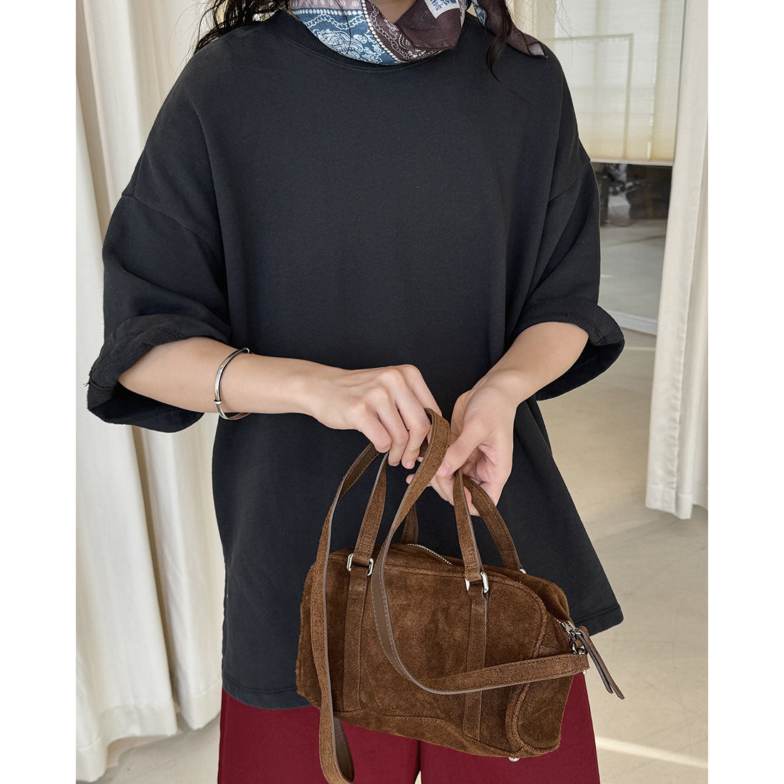 Round neck off shoulder oversized fleece T-shirt short sleeved loose fit top