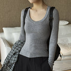 V-neck slim fit solid color long sleeved T-shirt top