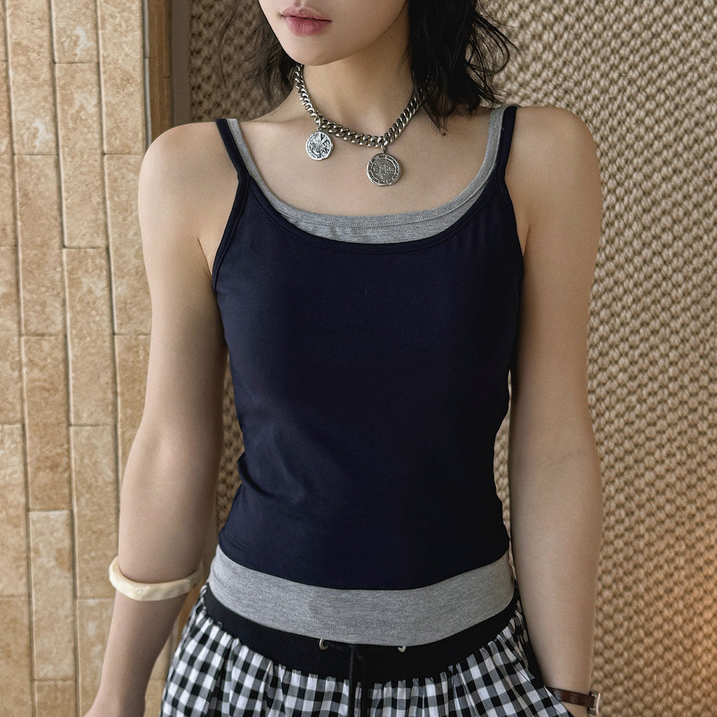 Layered slim fit tank top with stretch fabric and contrast trim