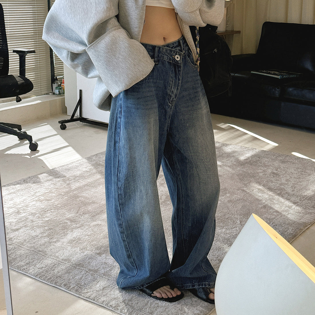 High waist denim jeans, wide leg loose fit, vintage wash