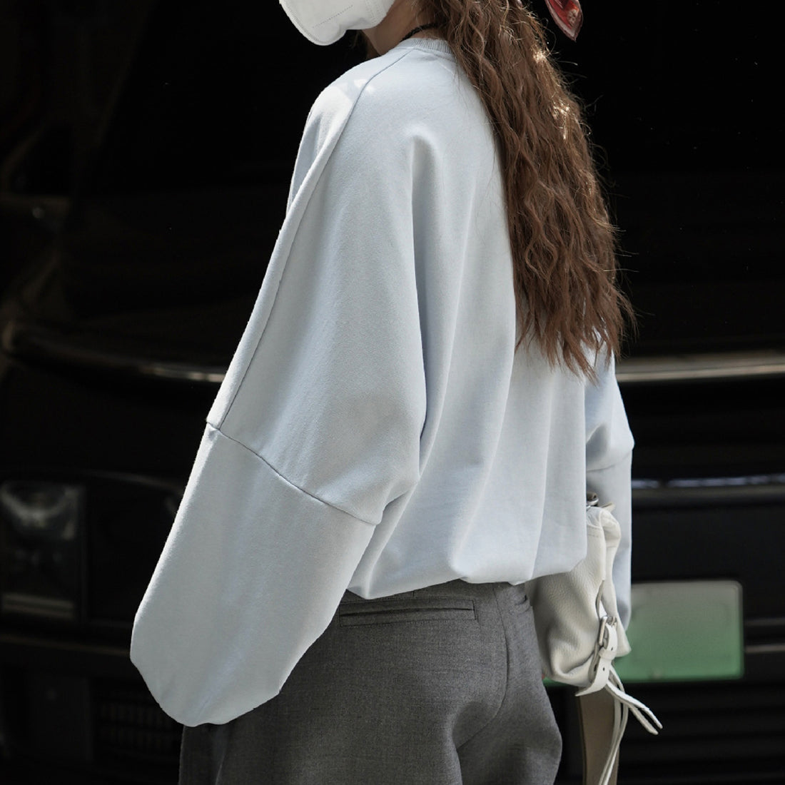 Round neck hem pleated long sleeved top sweatshirt