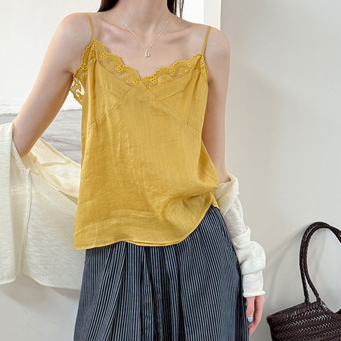 Women’s Linen-Blend Lace Trim Camisole