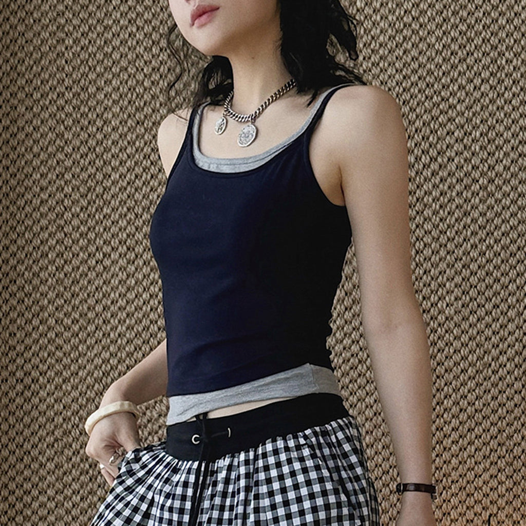 Layered slim fit tank top with stretch fabric and contrast trim