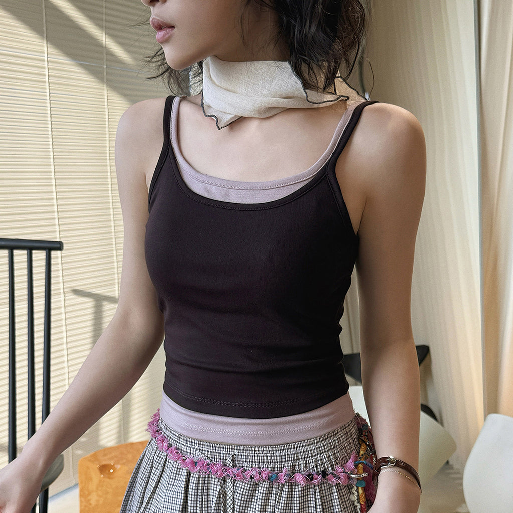 Layered slim fit tank top with stretch fabric and contrast trim